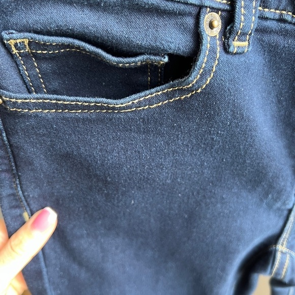 Michael Kors Izzy Skinny Stretchy Jeans in Size 4 - Picture 8 of 10